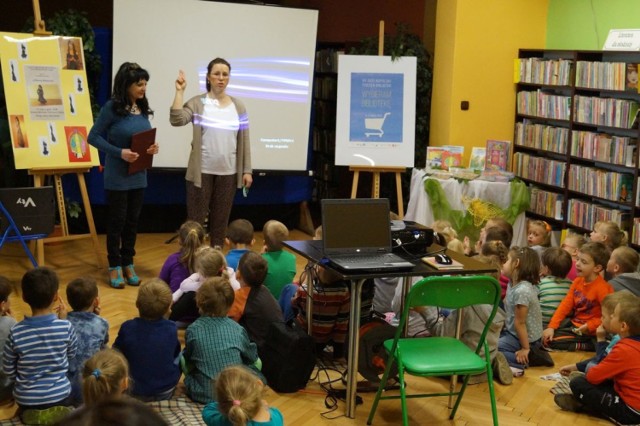 Biblioteka w Nędzy gościła znaną pisarkę, Elżbietę Bednarczyk.