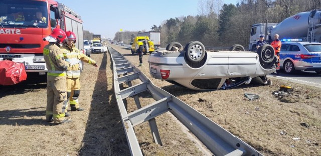 Ostatnie dni są bardzo pracowite dla mysłowickich strażaków

Zobacz kolejne zdjęcia/plansze. Przesuwaj zdjęcia w prawo - naciśnij strzałkę lub przycisk NASTĘPNE