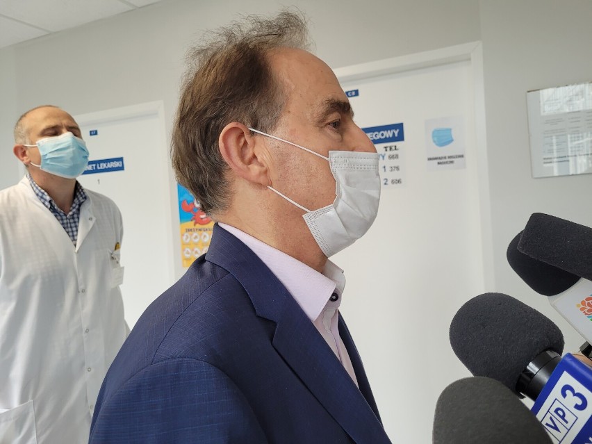 Dyrektor szpitala w Pile przeprasza pacjentów i wyjaśnia przyczyny weekendowego „korka” na SOR-ze