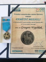 Medal dla policjanta za pracę z końmi 