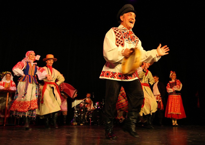 Występ białoruskiego zespołu Haroszki bardzo się spodobał w Piotrkowie (zdjęcia)