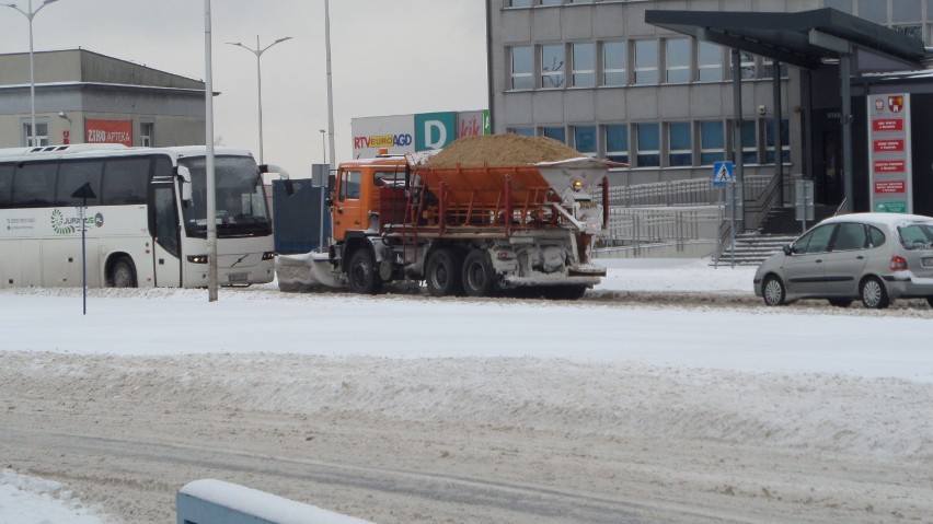 Zimowe utrzymanie dróg. Ile kosztuje w Myszkowie odśnieżanie  ?