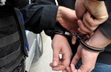 Efektywne działania stargardzkich policjantów: zatrzymano poszukiwane nastolatki i 28-latka z narkotykami