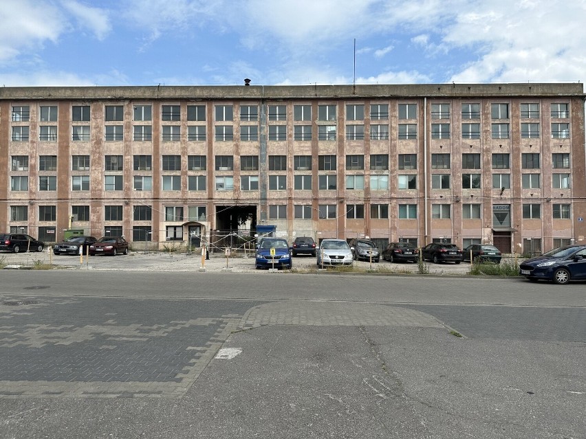 Historyczna siedziba Fabryki Broni w Radomiu na liście zabytków. Nie można jej już zburzyć. Jakie będą dalsze losy budynku?