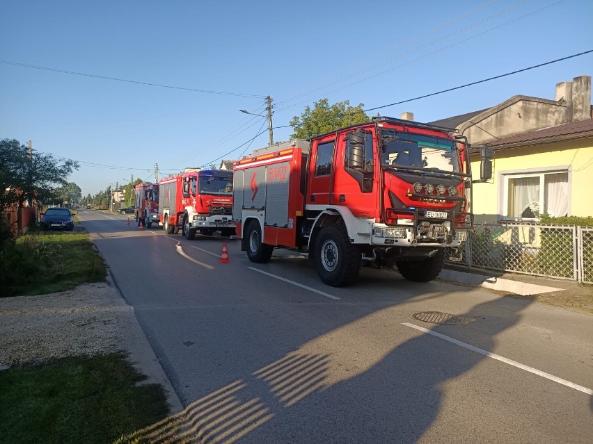 Wybuch gazu w domu w Okrajszowie (gmina Radomsko). Poparzona 84-letnia kobieta. ZDJĘCIA