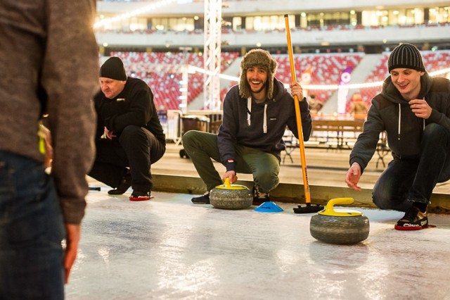 Curling, Warszawa. "Ta gra to prawdziwe szachy na lodzie"