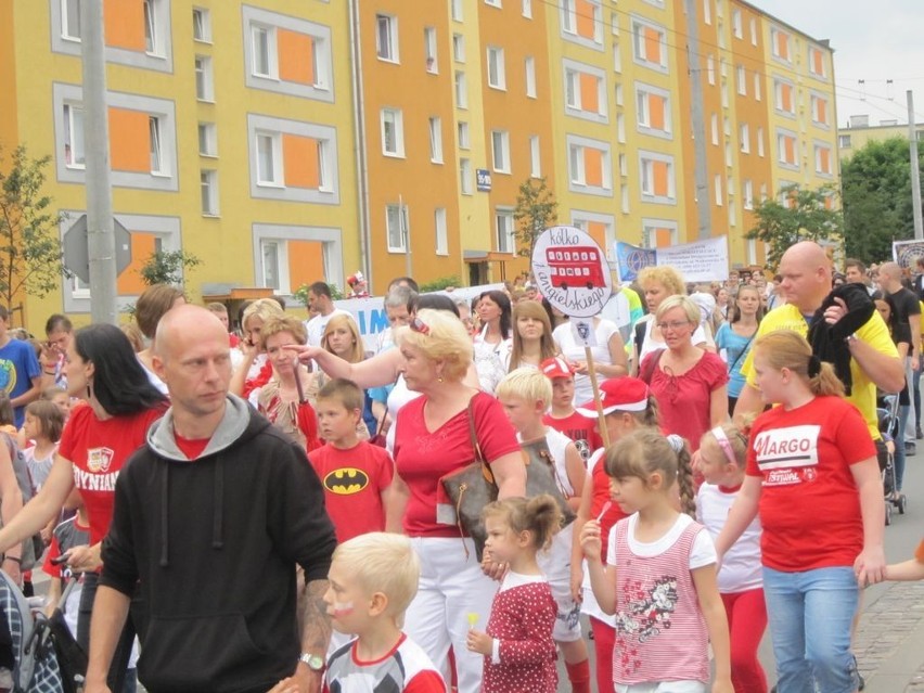 Gdynia. Święto ulicy Chylońskiej. Parada na ulicach miasta. Zobacz, jak było rok temu FOTO