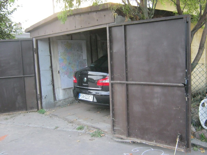 Gniezno: auto prezydenta w nielegalnym garażu?