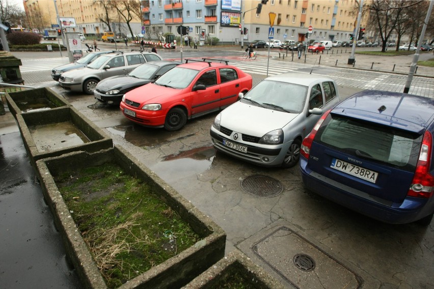 Kiss and Ride, czyli pocałuj i jedź. W Warszawie pojawią się...