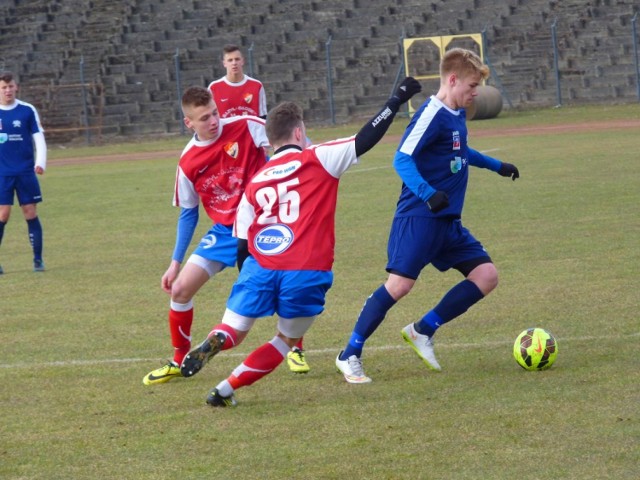 Juniorzy starsi Gwardii Koszalin pokonali swoich rówieśników ze Świtu Skolwin 6:0