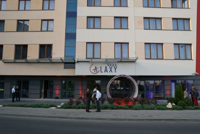 Wejście do Hotelu Galaxy