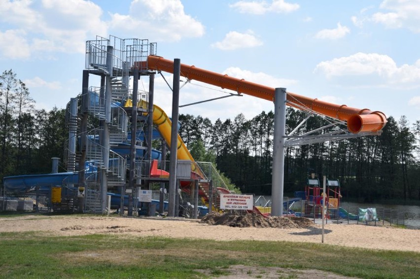 Plaża w Margoninie: W parku wodnym trwa budowa nowych zjeżdżalni [FOTO]