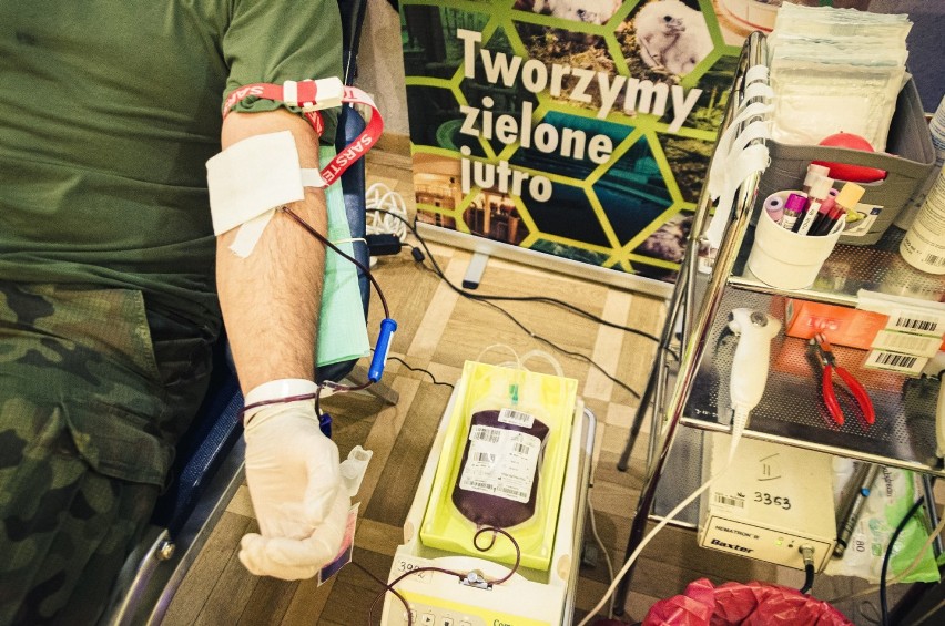 Pancerniacy ze Świętoszowa oddali krew dla czteroletniego Brunona, chorego na białaczkę