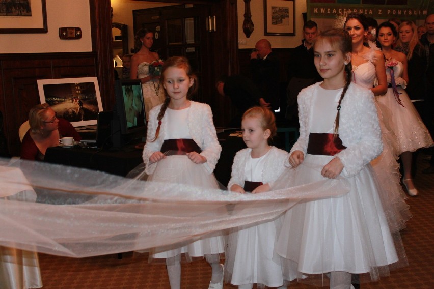 Targi Ślubne w Jastrzębiu-Zdroju: Zobacz zdjęcia sukien ślubnych