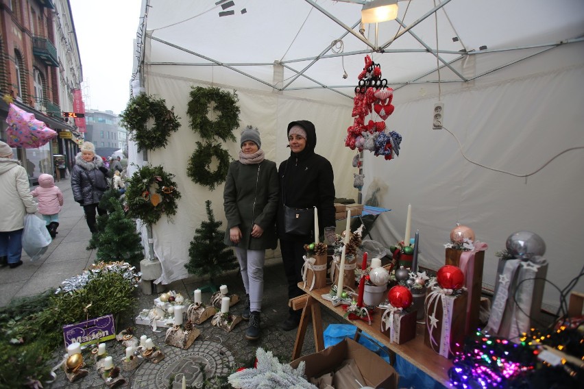 Jarmark świąteczny w Sosnowcu na ulicy Modrzejowskiej 2018