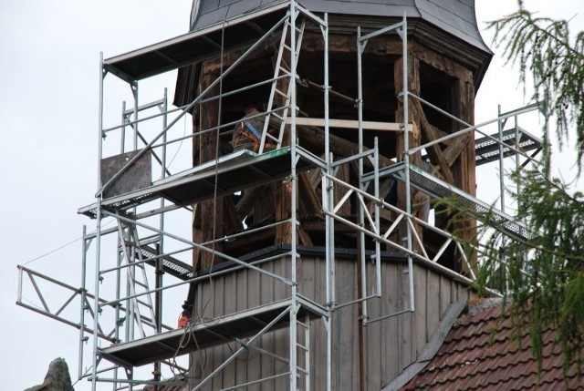 Dzięki pieniądzom od marszałka, w Jędrzychowicach będzie można dokończyć remont dachu