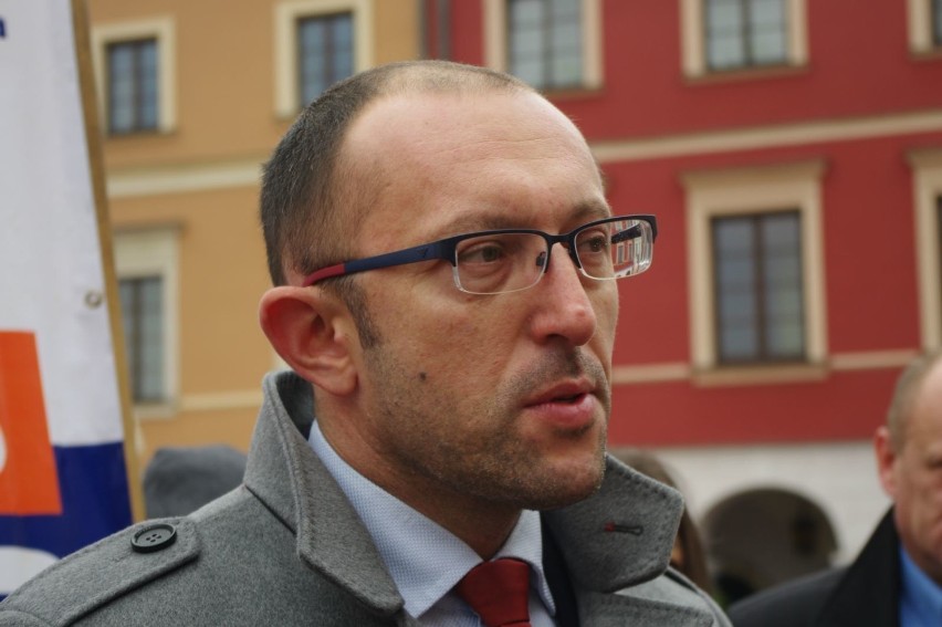 Styczeń 2019

Prokuratura w Radomiu zdecydowała o wszczęciu...