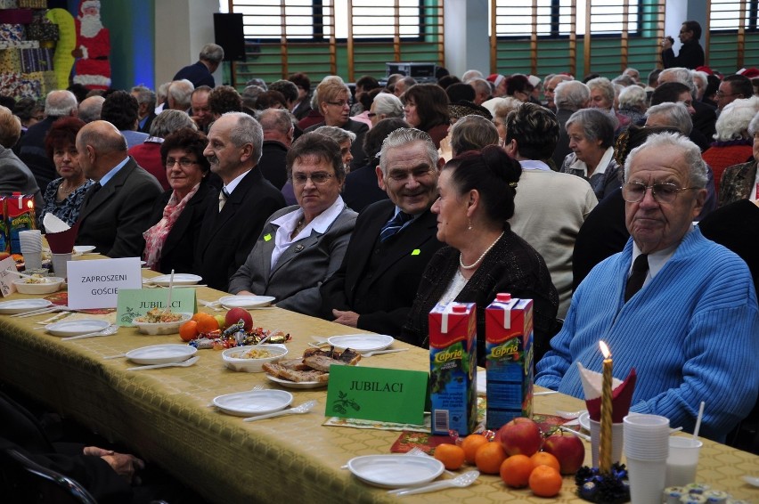 800 osób na przodkowskiej Kaszubskiej Biesiadzie Seniorów Gminy