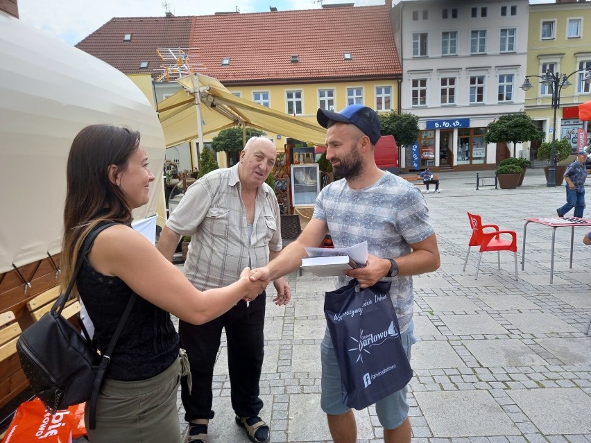 Turnieje na rynku w Darłowie z okazji 101 rocznicy Bitwy Warszawskiej