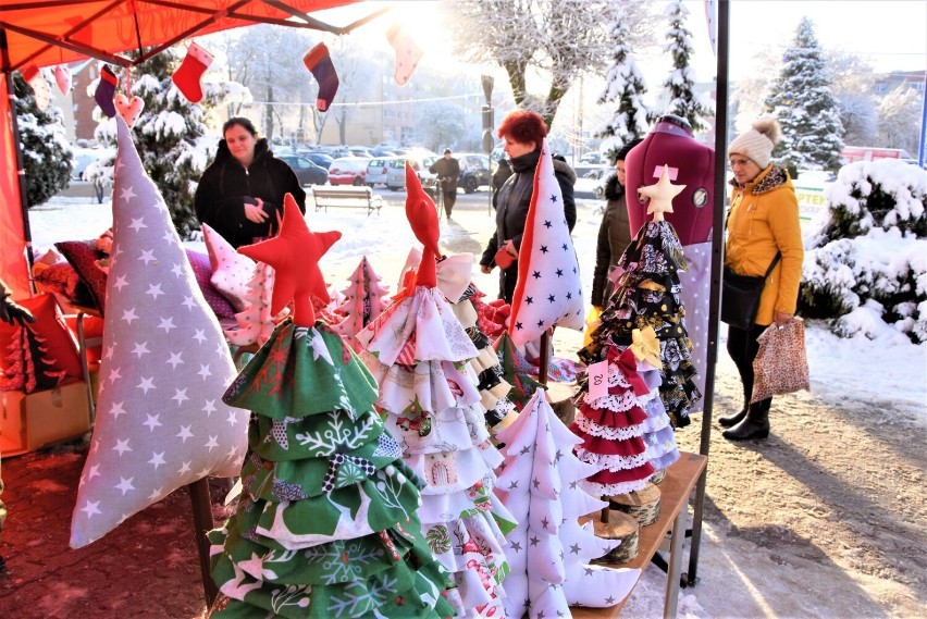Kiermasz świąteczny w Sławnie - wsparcie hospicjum w Darłowie
