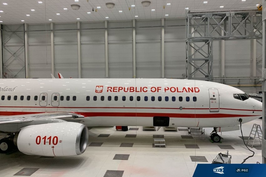 Rządowy Boeing 737 "Marszałek Józef Piłsudski" podczas...