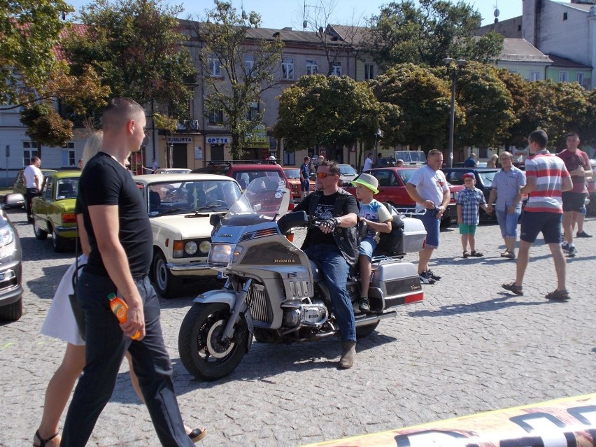 Piknik Motoryzacyjny. Moto-perełki na placu Nowego Miasta