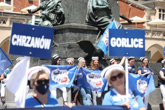 Strajk pielęgniarek na krakowski Rynku - 07.06.