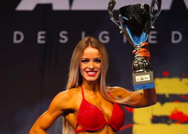 Anna Setlak z Rzeszowa wygrała Bikini Fitness Open w kategorii powyżej 172 cm wzrostu na ESP Sport & Zdrowie DEBIUTY 2019 w Gdańsku.

Zobacz także: Była śmiertelnie chora, teraz jest gwiazdą fitness. Piękna Szwedka podbija internet
