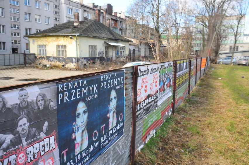 Kraków. Zwierzyniec psują fatalne, wysokie nadbudowy i upychane bloki