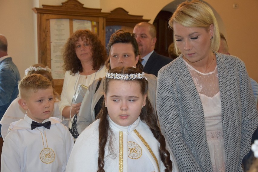 Komunia 2019 w Chodzieży: Uroczystość w parafii pod wezwaniem św. Floriana (ZDJĘCIA)