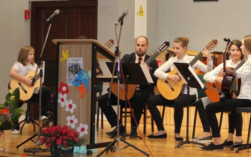 Szkoła Muzyczna w Puławach już po remoncie (Zdjęcia)