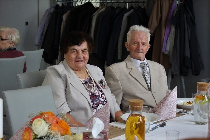 38 par małżeńskich w Kętach świętowało żelazne i diamentowe gody