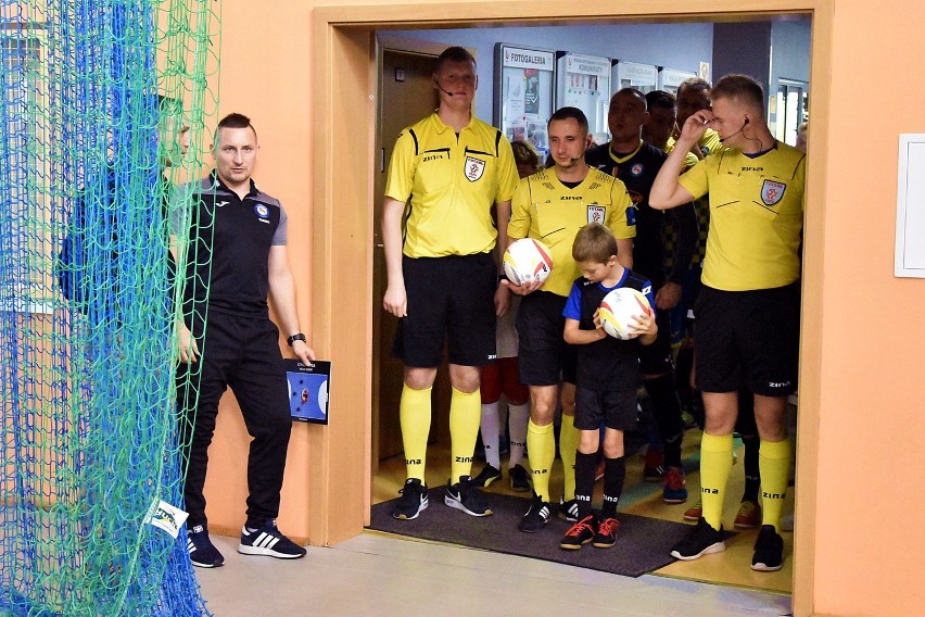 W meczu I ligi BestDrive Futsal Piła nieznacznie uległ Toruńskiej Akademii Futsalu. Zobaczcie zdjęcia