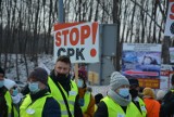 Protest na Woszczycach na Wiślance. Mieszkańcy nie zgadzają się na budowę kolei CPK