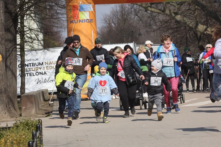 Legnica: Otwórz Serce na Kilometr. Bieg i marsz na pomoc Ukrainie, zobaczcie zdjęcia