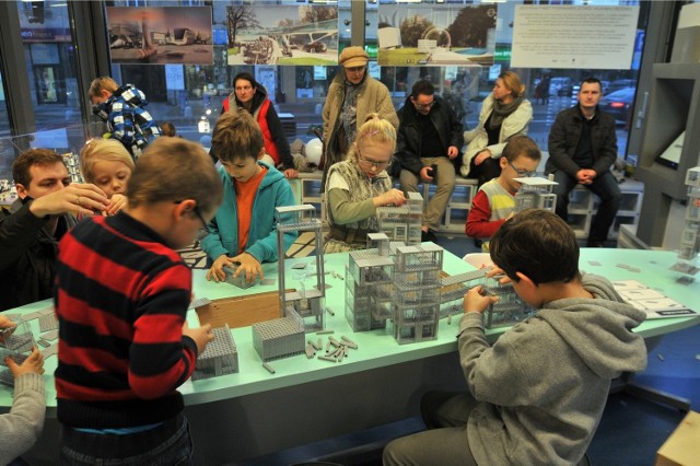 Infobox w Gdyni. Wielkie budowanie z klocków lego [ZDJĘCIA] | Gdynia Nasze  Miasto