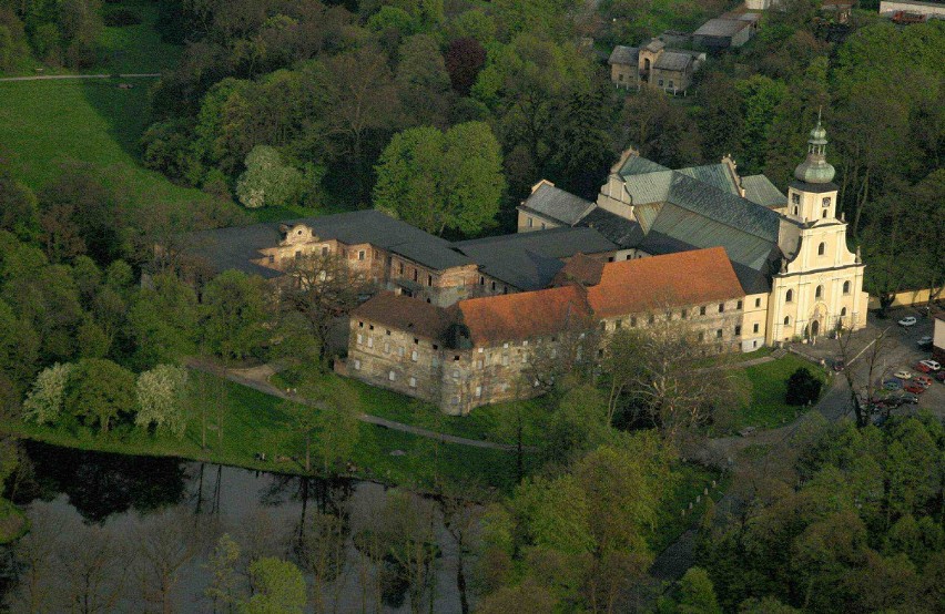 Na 7. miejscu pow. raciborski z liczbą 2,7 tys....