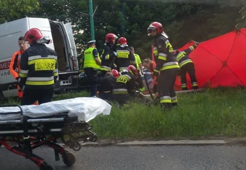 Do koszmarnego wypadku doszło w czwartek rano w Katowicach...