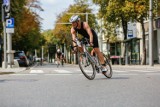 Adam Fajks, radny z Kosakowa został wicemistrzem Polski w triathlonie. Samorządowiec biegał, pływał i jeździł na rowerze