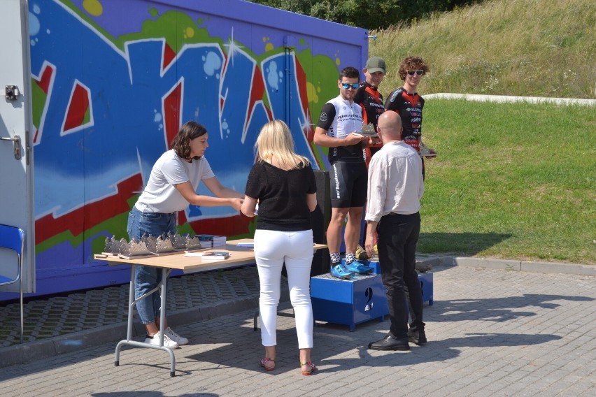 W drugim wyścigu w Dobrzyniu nad Wisłą rywalizowali...