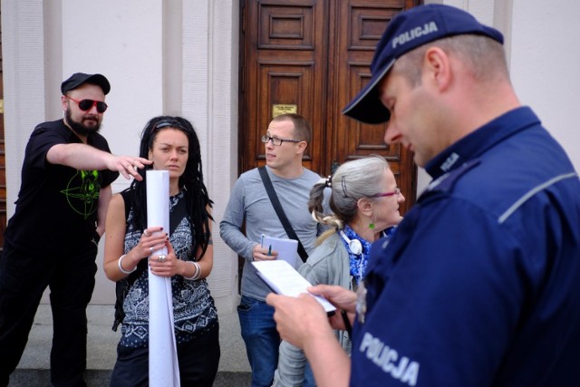 Pikieta przeciw polityce mieszkaniowej miasta Poznania