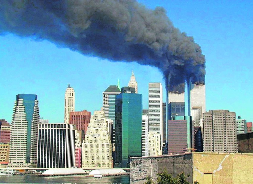 11 września 2001 roku terroryści z Al-Kaidy przeprowadzili...