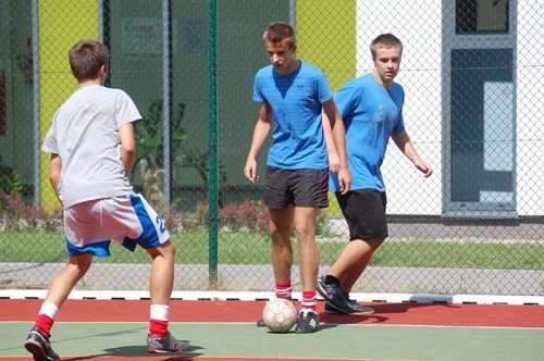 Oleśnica : Otwarty turniej piłki nożnej przy hali