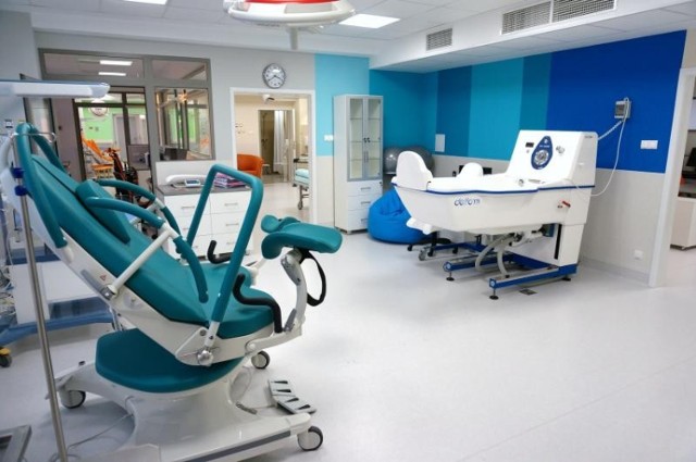 W szpitalu św. Łukasza oddziały: gineokolgiczno-położniczy i noworodków pracują już normalnie
