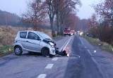 Gmina Bytów. Microcar uderzył w Mercedesa. Nie ustąpiła pierwszeństwa