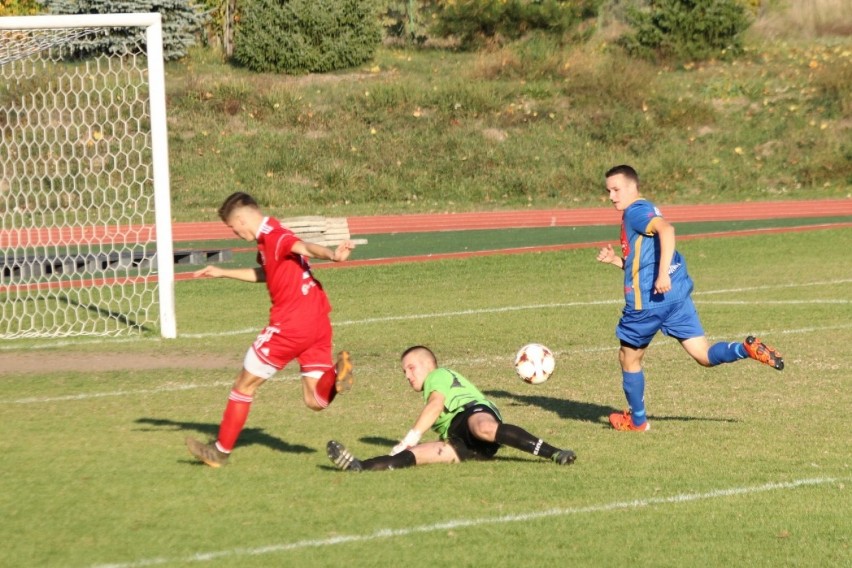 Sparta Złotów wygrywa z liderem tabeli Sparta Oborniki 3 :1 [ZDJĘCIA]