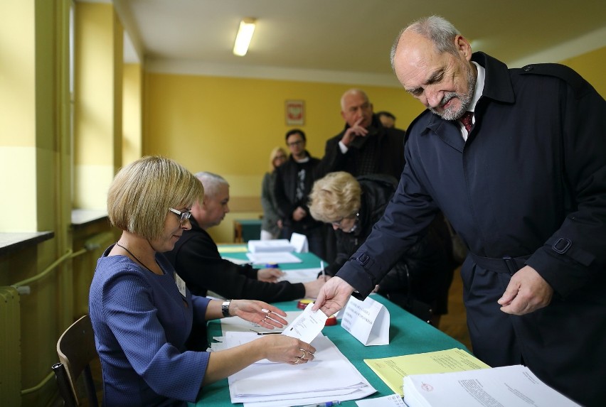 Wyniki wyborów w okręgu piotrkowskim. Wybory 2015 Piotrków...