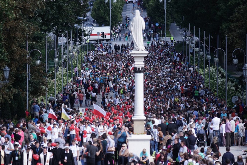 Piesza Pielgrzymka Tarnowska dotarła na Jasną Górę [ZDJĘCIA...