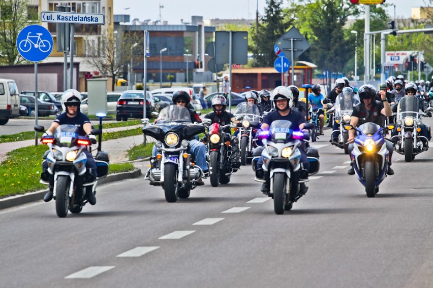 Rozpoczęcie sezonu motocyklowego 2016 w Łomży. Parada ulicami miasta.