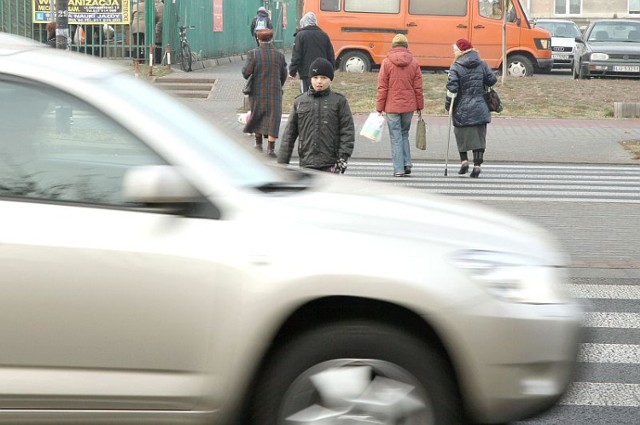 Nawet kilka razy w miesiącu na przejściu dla pieszych – na ...